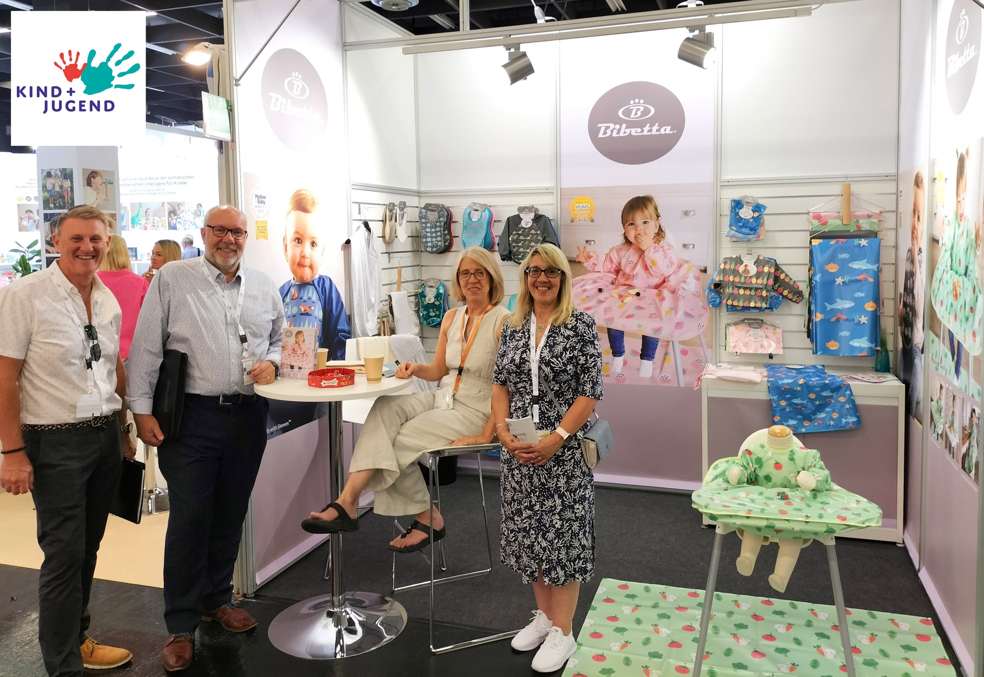 Members of the BPA with Fiona (owner of Bibetta) at Bibetta's stand at Kind and Jugend trade fair 2023