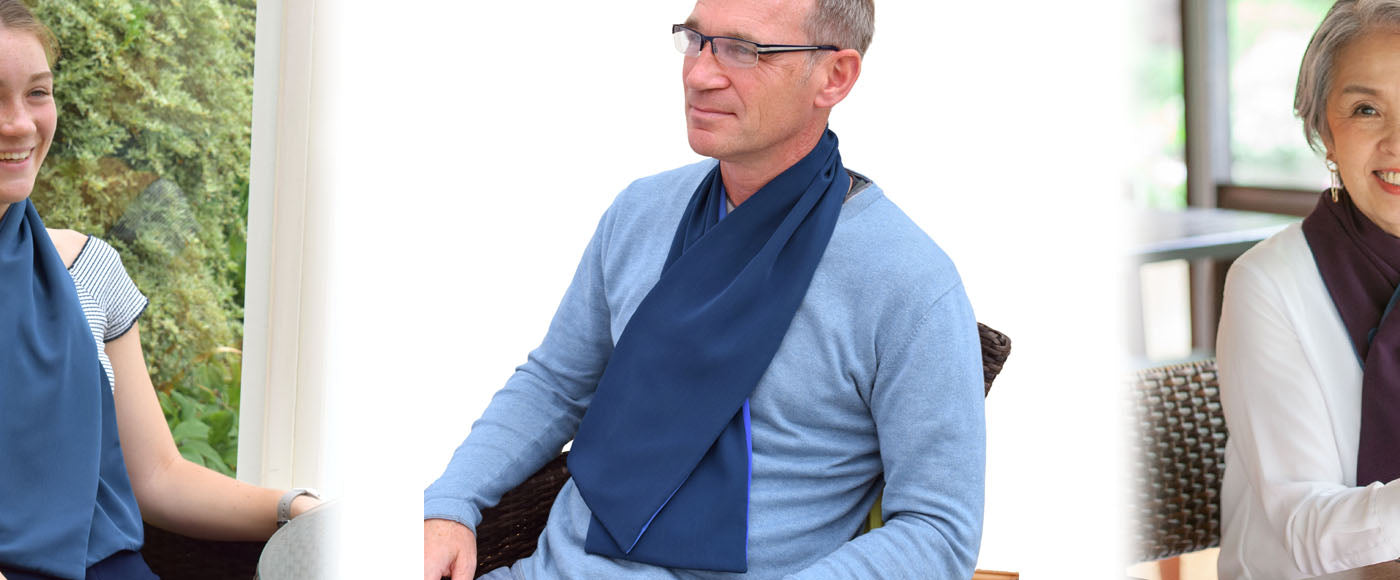 Cross and Straight Scarf Style Clothing Protectors