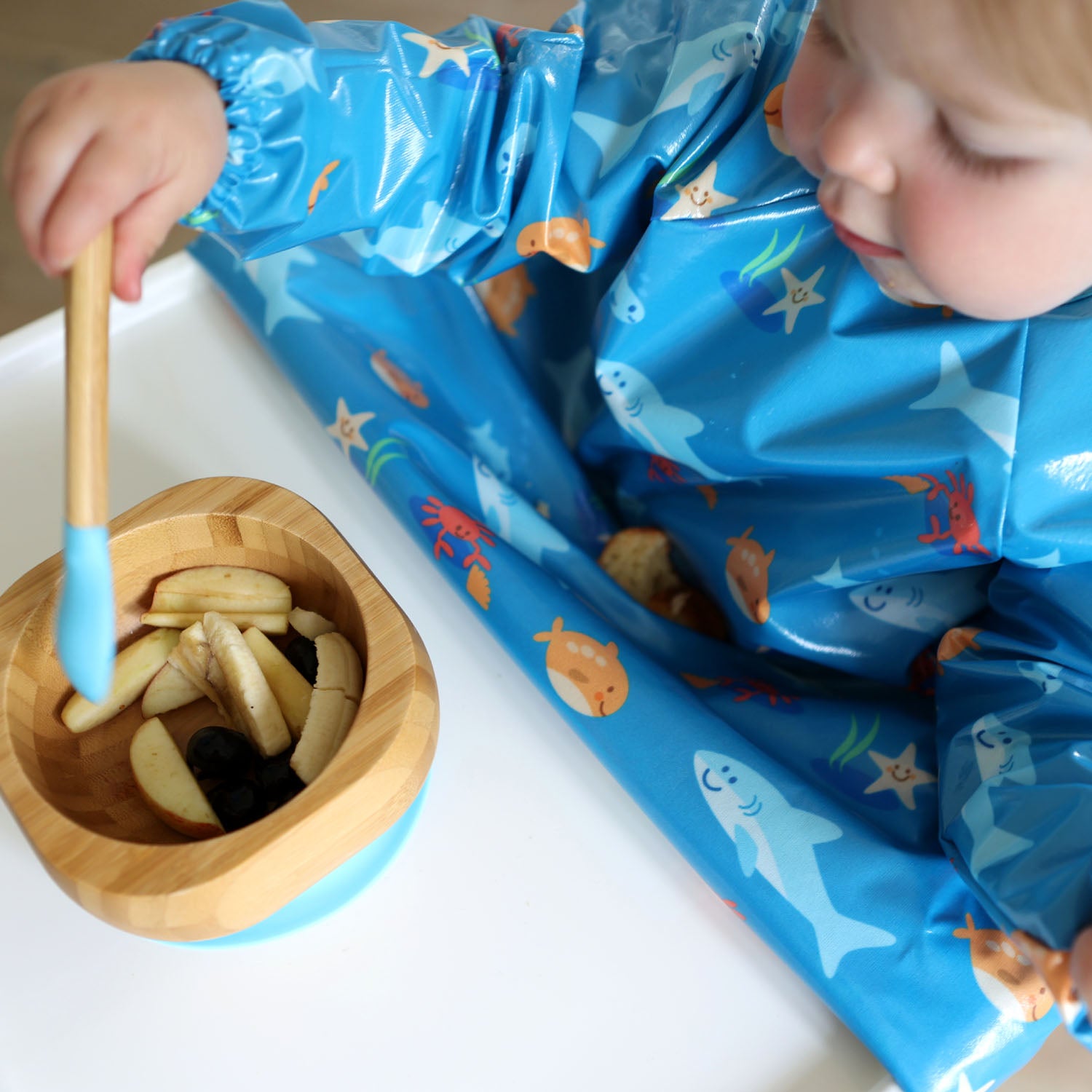 Wipeezee Coverall Bib and XL Splash Mat Bundle - Turquoise Sea Creatures