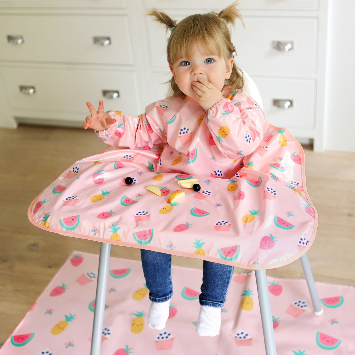 Wipeezee Coverall Bib and XL Splash Mat Bundle- Pink Yummy Treats