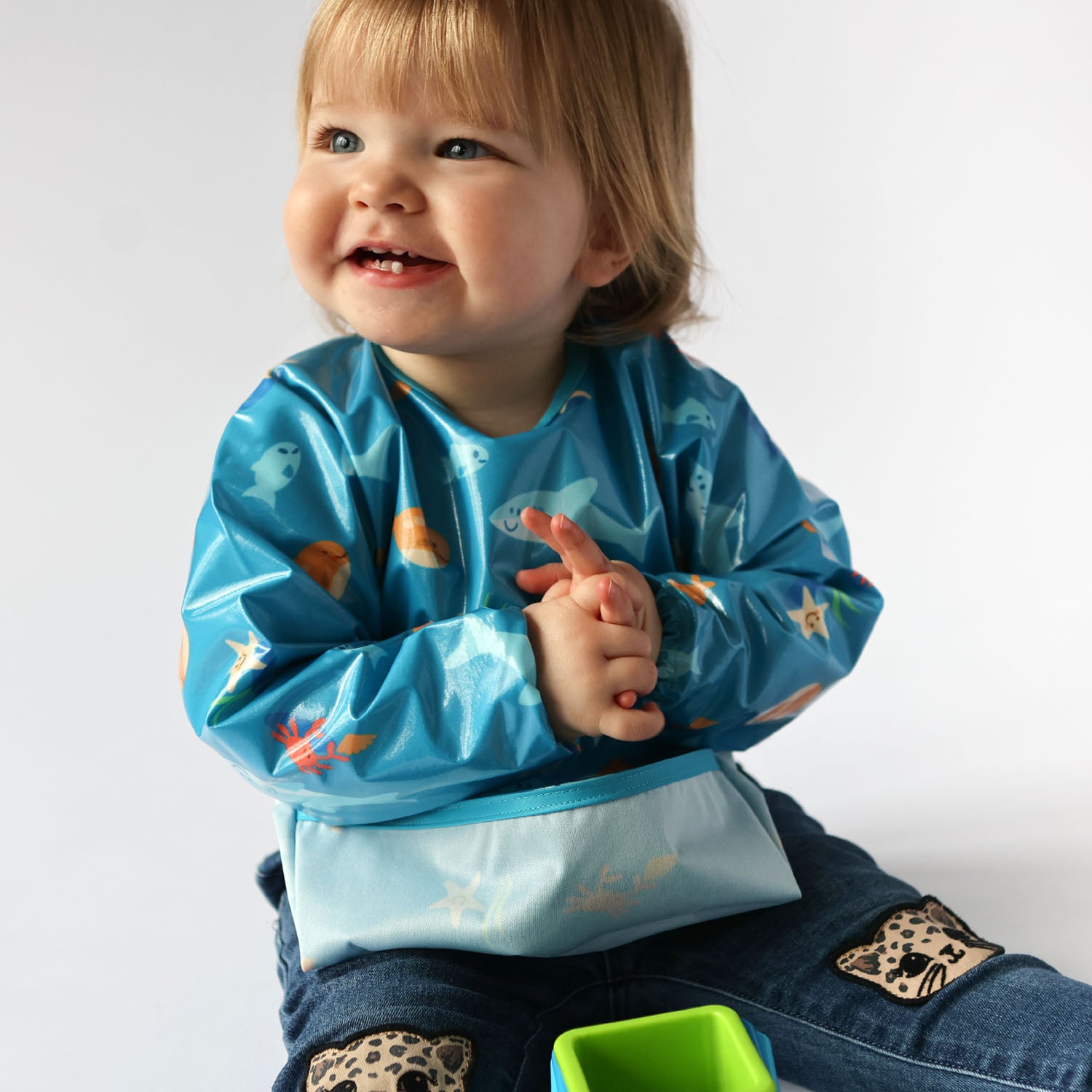 Wipeezee Bib with Sleeves - Turquoise Sea Creatures | Bibs | Bibetta