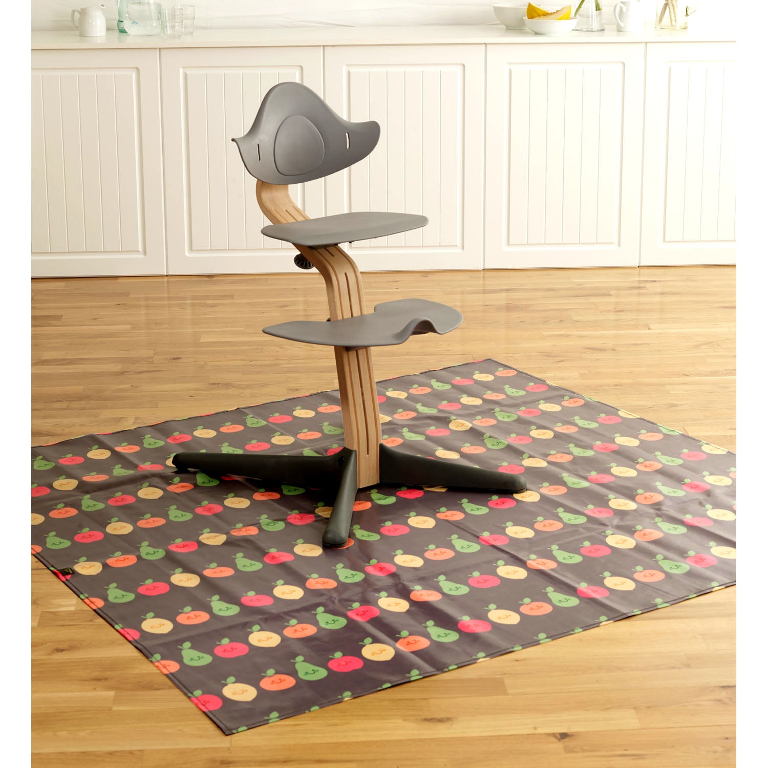 Wipeezee XL Splash Mat - Grey Happy Fruit | Splash Mat | Bibetta