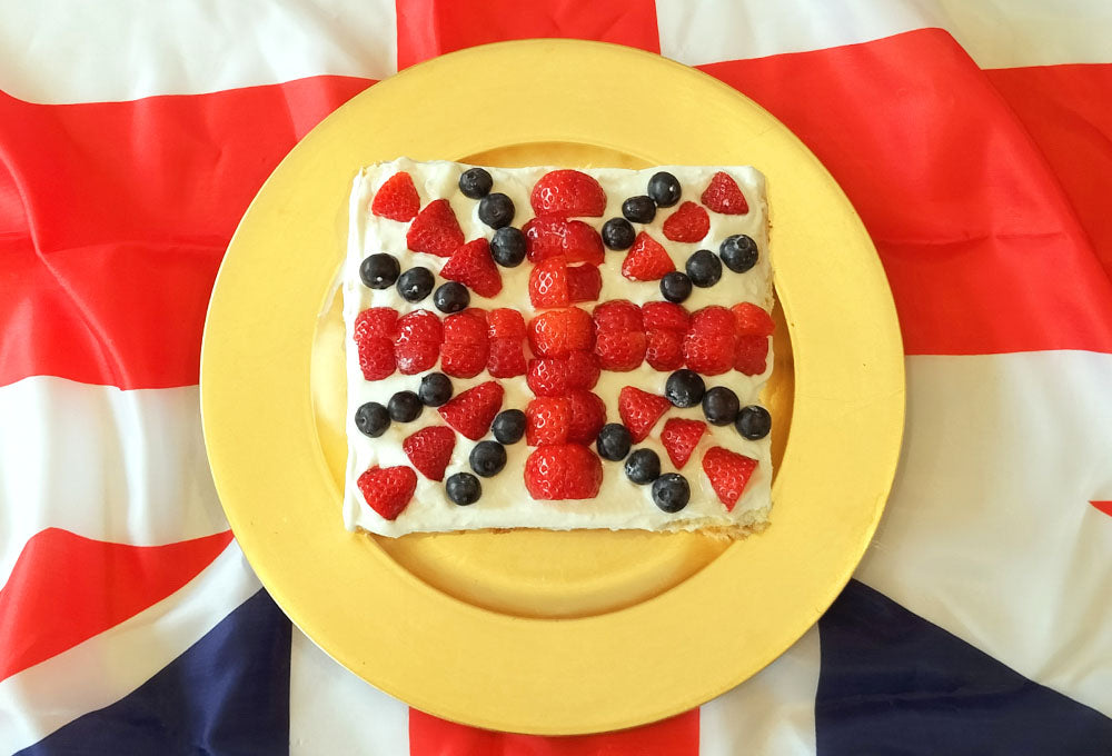 How to make a Royal Coronation cake in 10 minutes!